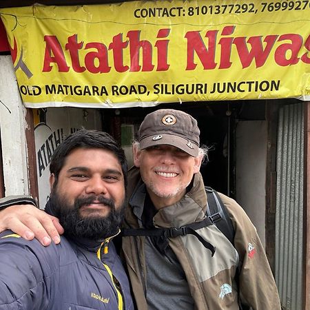 Atathi Niwas Guest House For Backpackers And Travellers Siliguri Eksteriør bilde