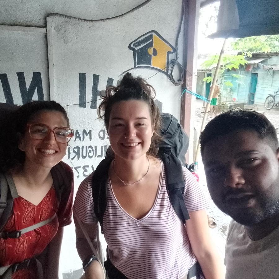 Atathi Niwas Guest House For Backpackers And Travellers Siliguri Eksteriør bilde