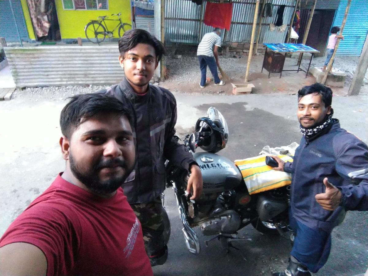 Atathi Niwas Guest House For Backpackers And Travellers Siliguri Eksteriør bilde