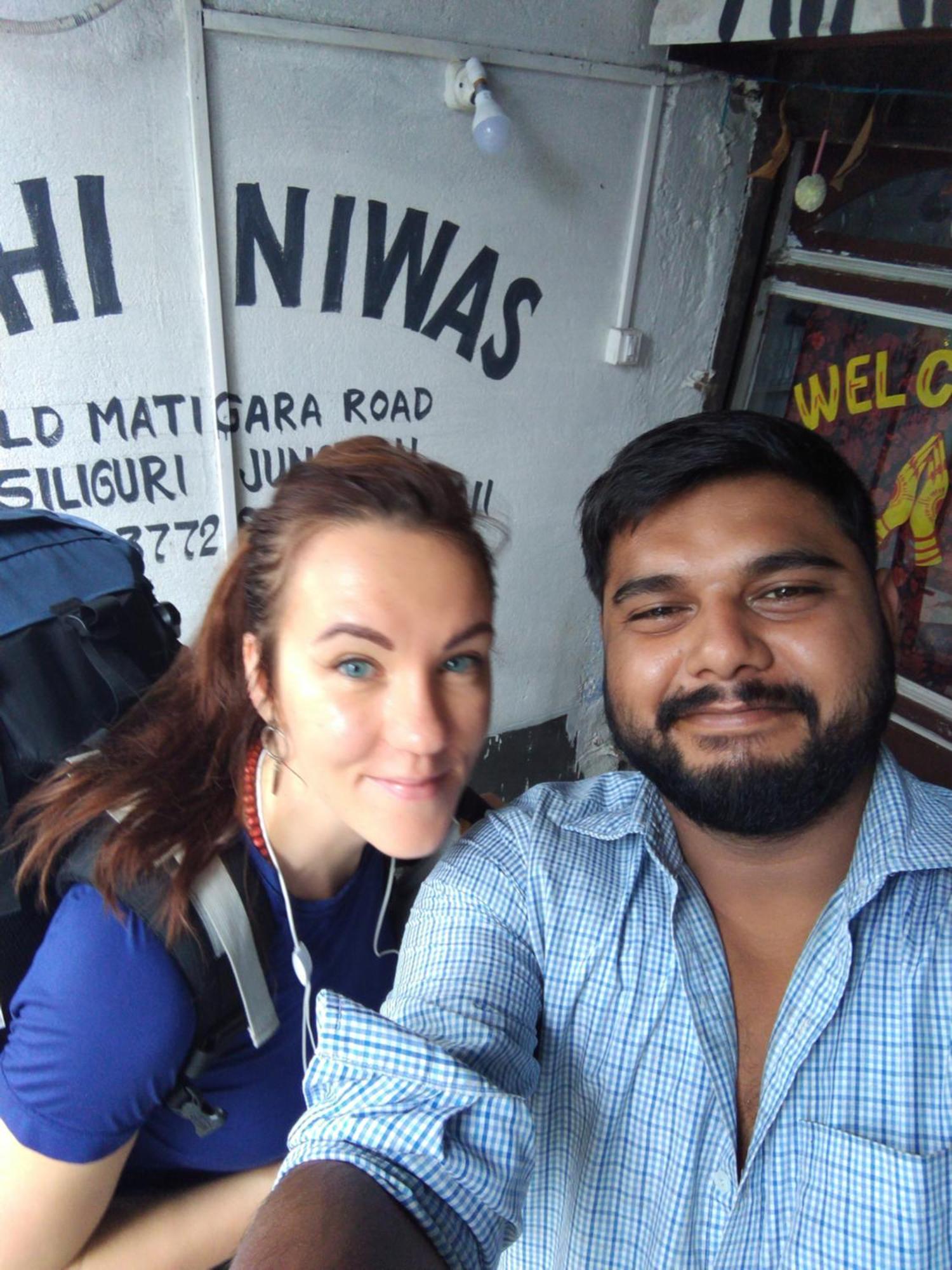 Atathi Niwas Guest House For Backpackers And Travellers Siliguri Eksteriør bilde