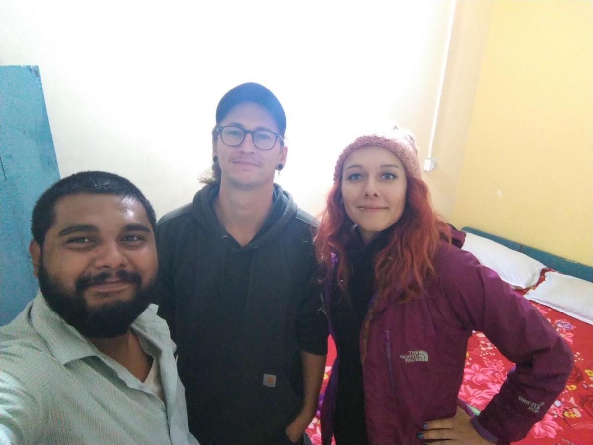 Atathi Niwas Guest House For Backpackers And Travellers Siliguri Eksteriør bilde